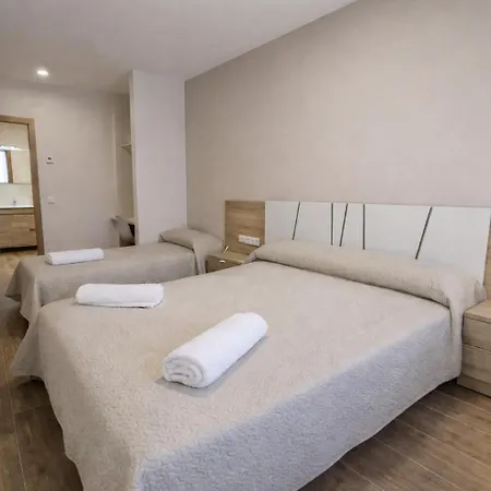 La Nava 3* Navaluenga